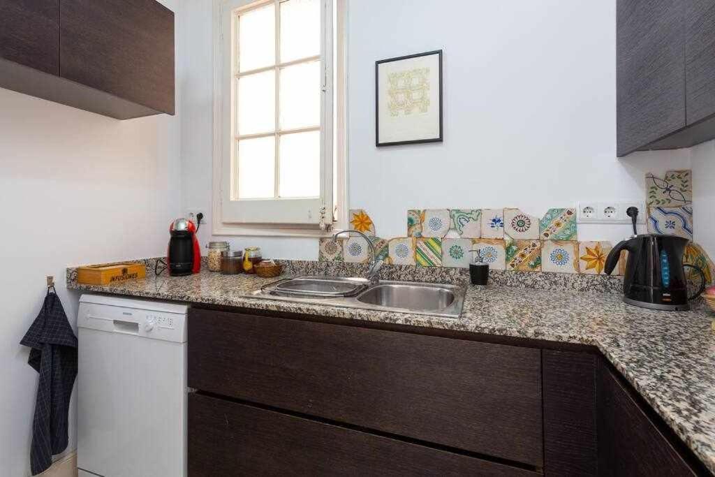 Apartamento Cal Mateu 11 huéspedes Sagrada Família Barcelona Exterior foto