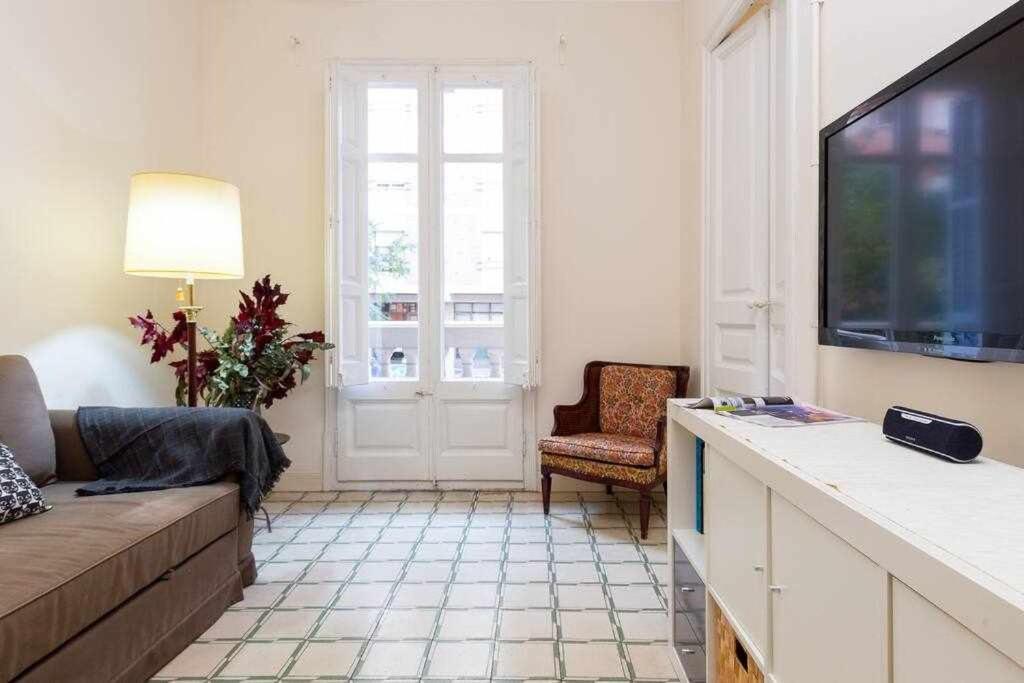 Apartamento Cal Mateu 11 huéspedes Sagrada Família Barcelona Exterior foto